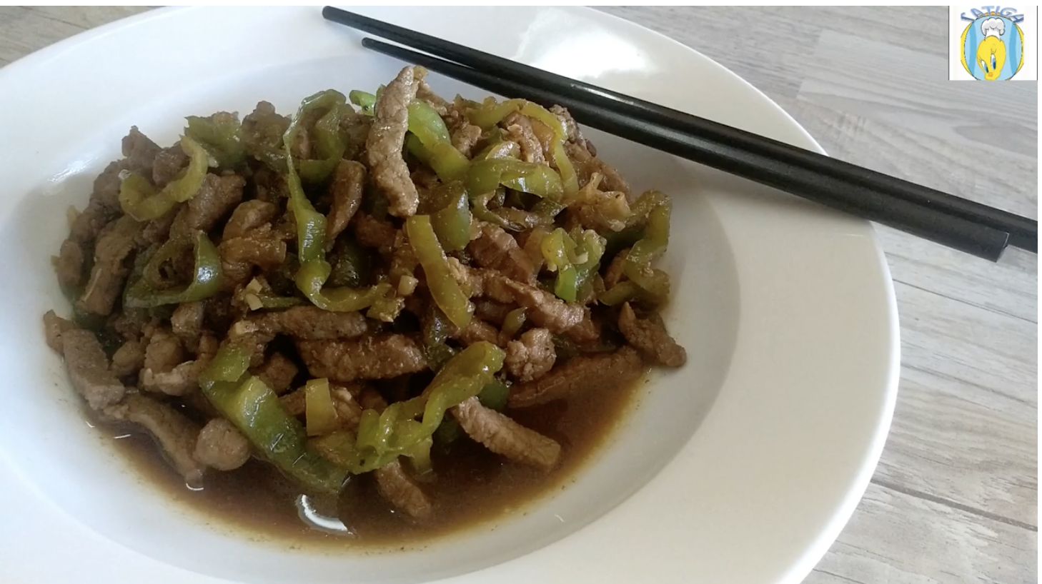 PIMIENTOS ASADOS CON TERNERA